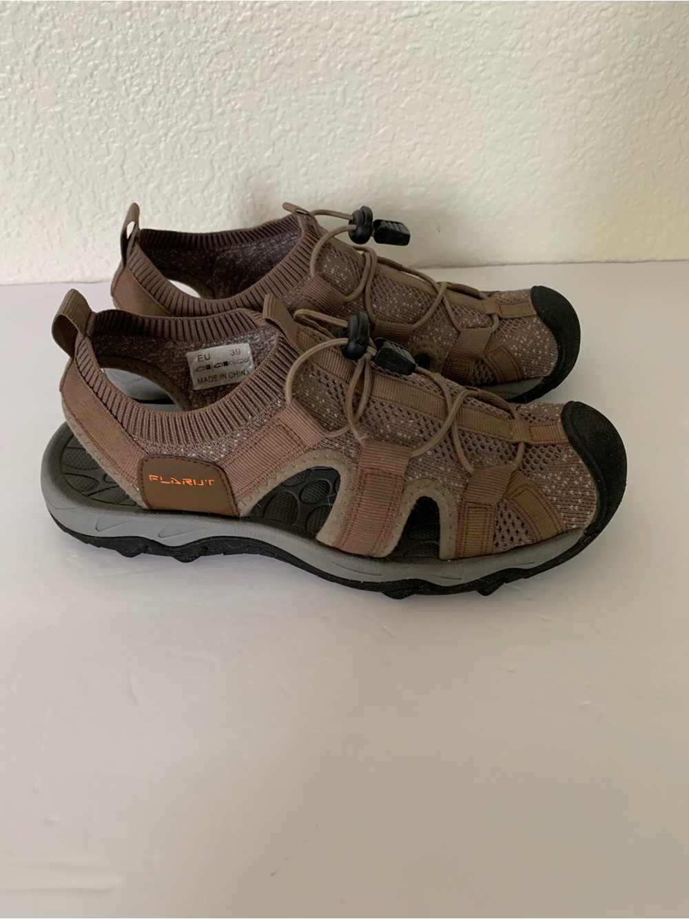FLARUT Men’s Sport Outdoor Waterproof Sandals EU 39